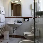 Le Relais 3* لا سبيتسْيا