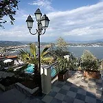 Le Relais Otel
