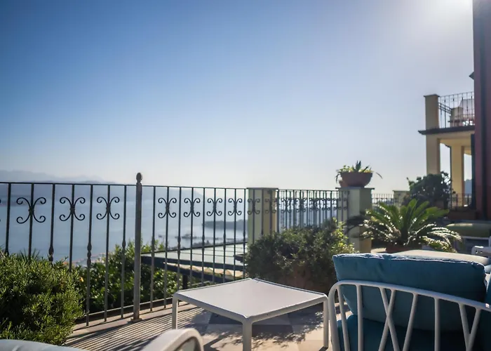 Le Relais Hotel 3*