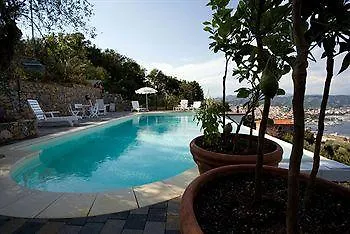 Le Relais Hotel 3*